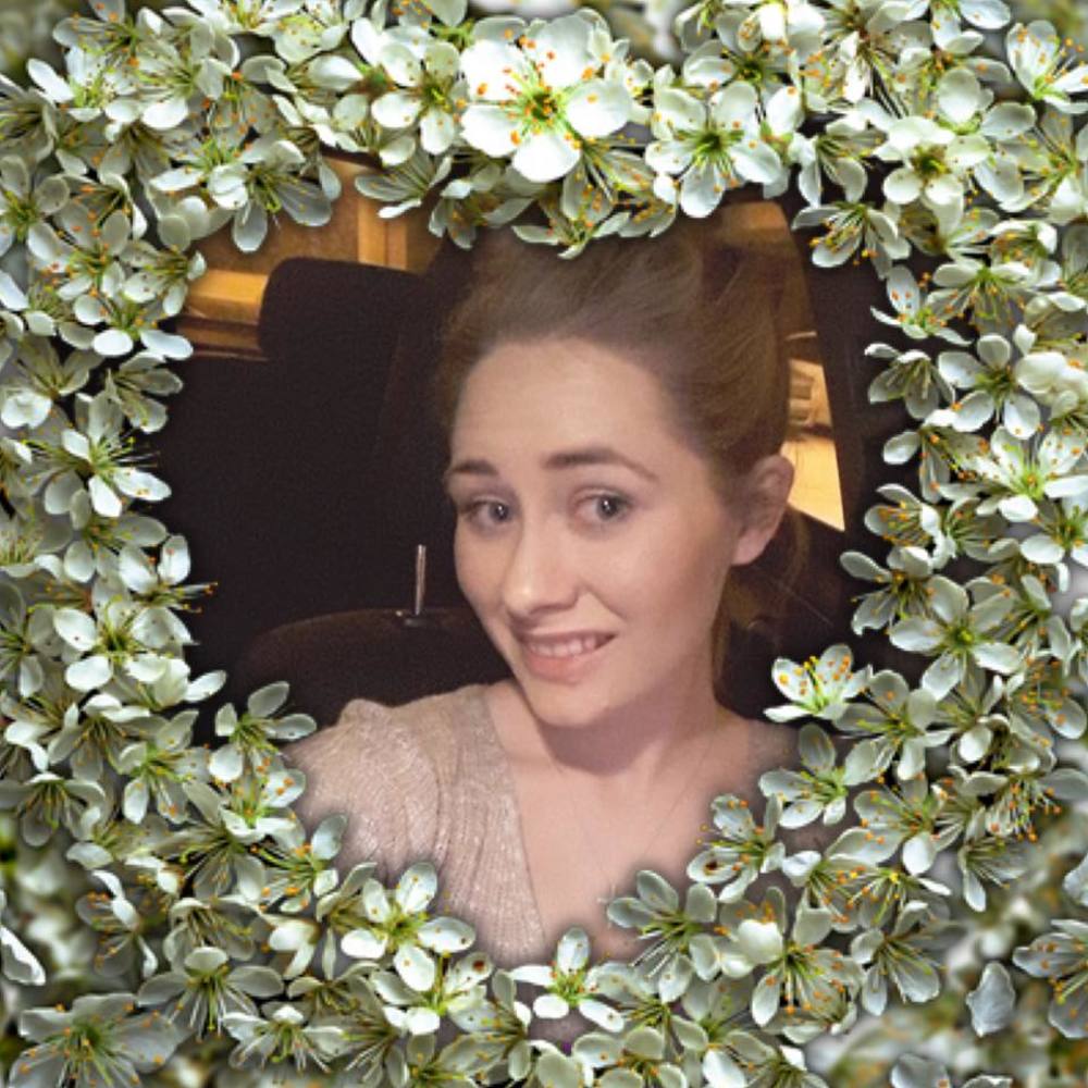 Meet your Posher, Caroline